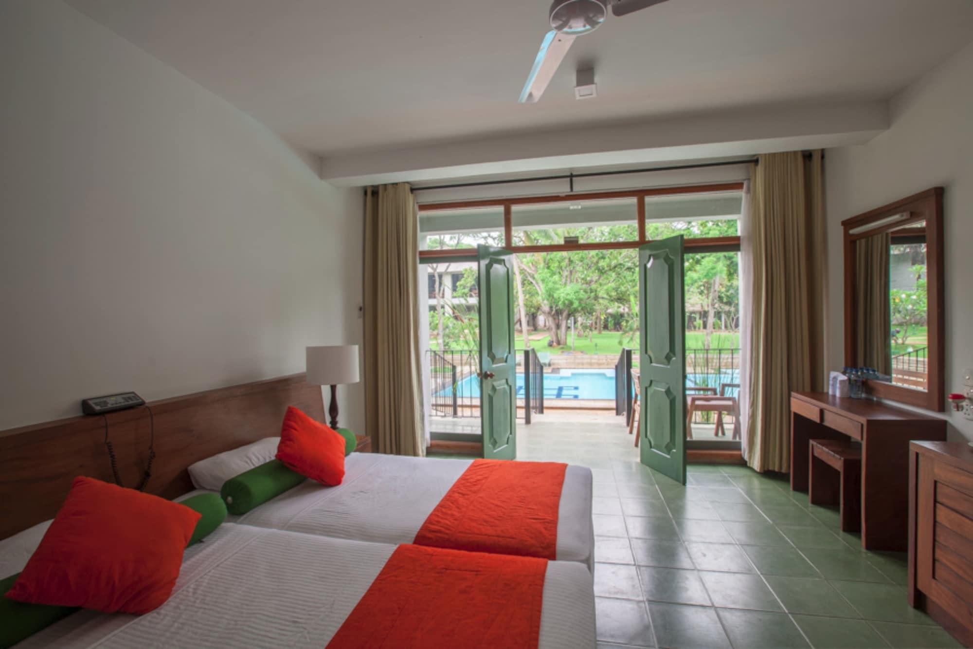 Fresco Water Villa Sigiriya Exterior photo