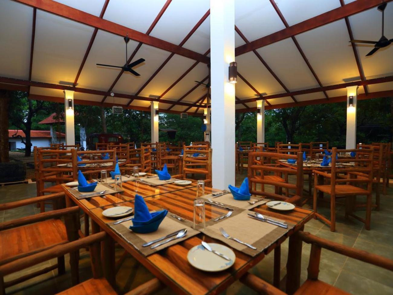 Fresco Water Villa Sigiriya Exterior photo