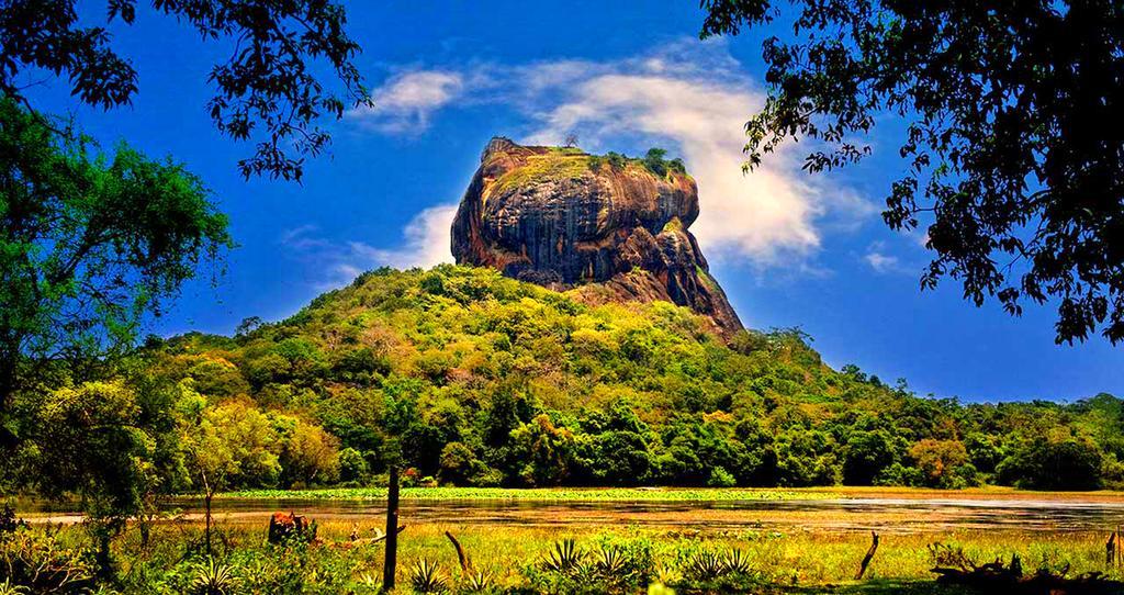 Fresco Water Villa Sigiriya Exterior photo