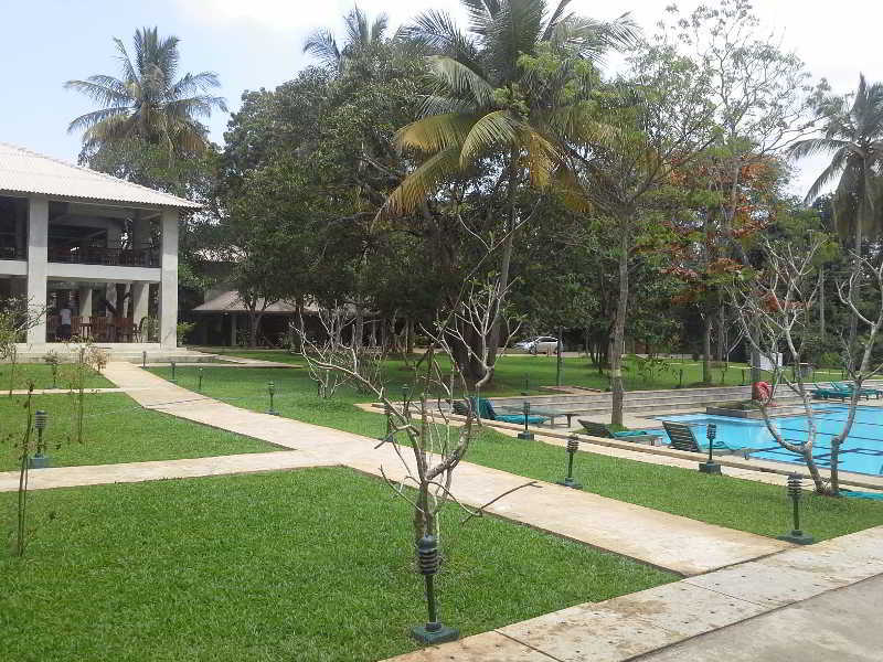 Fresco Water Villa Sigiriya Exterior photo