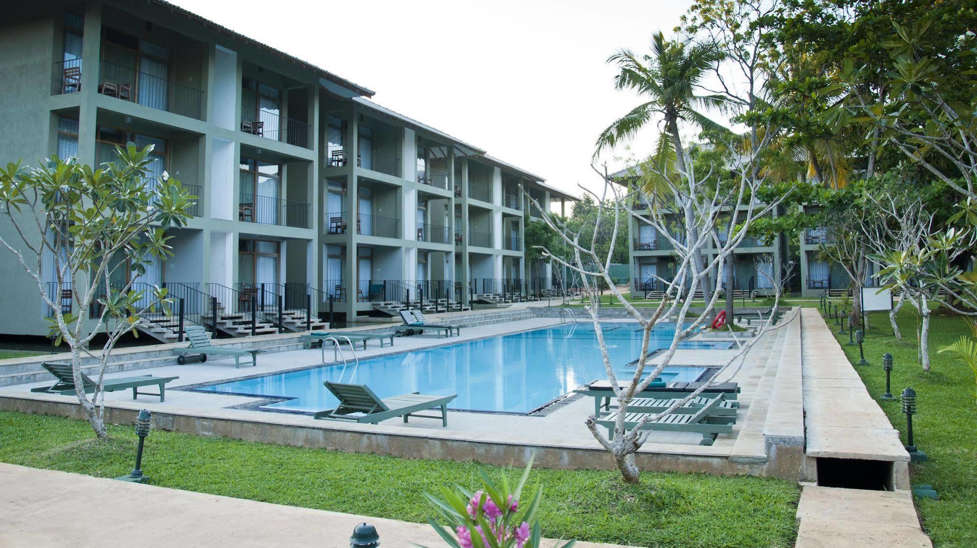 Fresco Water Villa Sigiriya Exterior photo