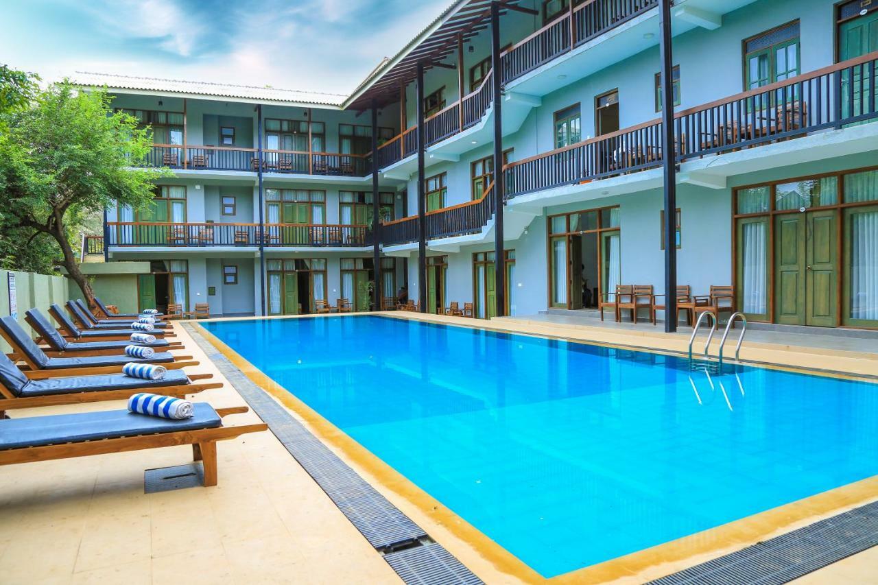 Fresco Water Villa Sigiriya Exterior photo